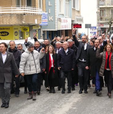 Ümit Özdağ: Oyları değil, vatanı bölmeyelim