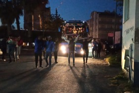Çeyrek finale kalan İskenderunspor, kentte coşkuyla karşılandı