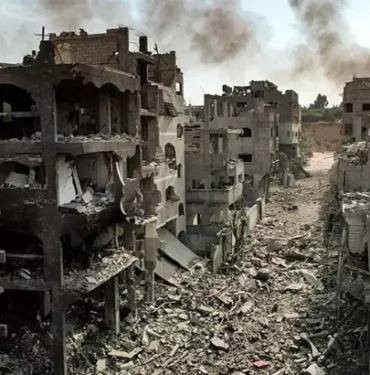 İsrail'in Gazze'ye düzenlediği saldırılarda 1'i BM personeli 71 kişi hayatını kaybetti