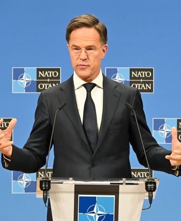nato023042043