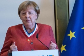 merkel234242