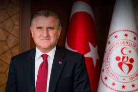 bakan-bak-temiz-futbol-icin-yasa-disi-bahisle-kararli-mucadele-yurutuyoruz-1770733474