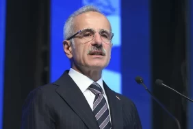 bakan-uraloglu-zararli-iceriklere-karsi-daha-siki-dijital-denetim-geliyor