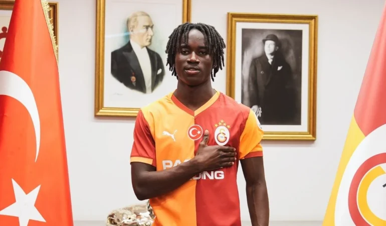 galatasaraydan-renato-nhaga-hamlesi