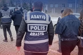kredi-karti-bilgileriyle-21-milyon-tllik-dolandiricilik-3-tutuklama-b32a65bd-cfad-445f-9c48-abb412125145