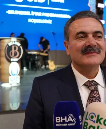 ak-parti-amasya-milletvekili-haluk-ipek-uid-ruhr-bolgesi-iftar-programina-katildi-1772963990