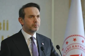 bakan-bayraktar-enerjide-disa-bagimliligi-azaltmak-icin-aramalar-surecek-56c4deef-eab9-4052-b459-a12faf941496