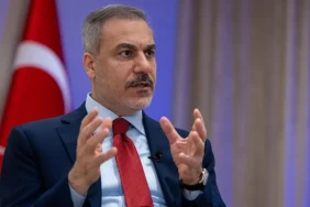 bakan-fidandan-yogun-diplomasi-mesaisi-kritik-gorusmeler-pes-pese-edcd8b3a-6a70-4903-bda5-8f643d921838