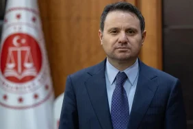 bakan-gurlek-duyurdu-e-avukat-uygulamasi-hizmete-alindi-a59b1e83-e199-404c-80f7-afdb0342c9f5