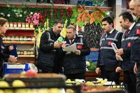 biber-fiyatiyla-oynayan-markete-18-milyonluk-yaptirim-7638ee16-c297-40ae-8e9b-9aba7e16941a