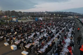 buyuksehirin-iftar-bulusmalari-suleymanpasa-ile-taclandi-1773673359