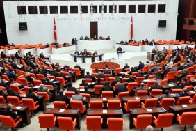 dogum-izni-24-haftaya-cikiyor-sosyal-medyaya-yas-siniri-geliyor-e1fa2d70-8534-4e21-b65e-2aac9e65fb30