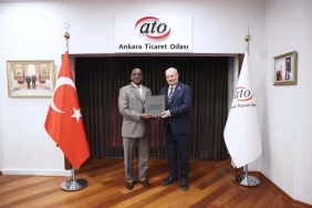 gine-buyukelcisi-fofana-ato-baskani-barani-ziyaret-etti-c4c61e0c-16f3-43f6-9acf-8436feaa4261