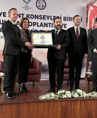 kent-konseyleri-birliginin-donem-baskanligi-eskisehire-devredildi-9701d505-f20a-4635-a94e-c1c3f394d428