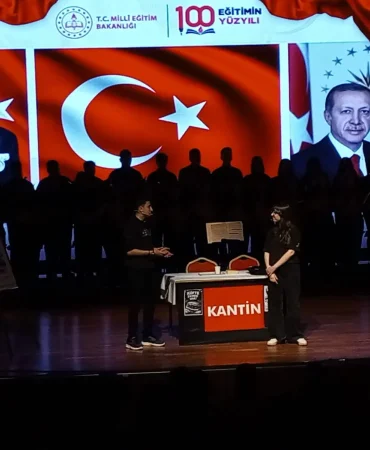 kim-var-etkinligi-malatyada-sanatseverleri-bulusturdu-1774702880