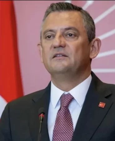 ozgur-ozele-hakaret-sorusturmasi-baslatildi-5fe20cfc-a897-491d-9be4-eae70c994d58