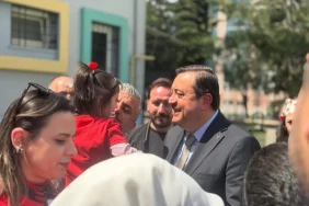 ak-parti-genel-baskan-yardimcisi-buyukgumusten-chpnin-23-nisandaki-mehter-tepkisine-elestiri-k5H1sIV9