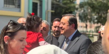 ak-parti-genel-baskan-yardimcisi-buyukgumusten-chpnin-23-nisandaki-mehter-tepkisine-elestiri-k5H1sIV9