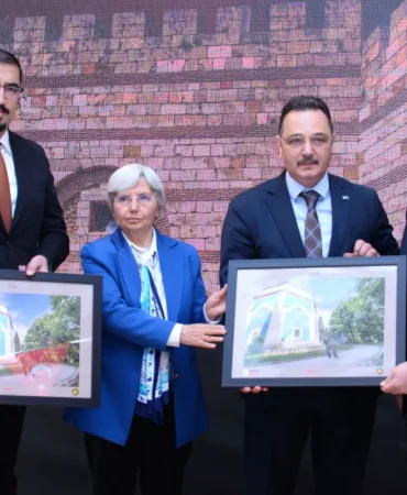 akkde-tarihin-ve-bugunun-baskentleri-bulustu-LTpE3FYL