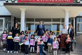 anaokulu-ogrencilerinden-kaymakama-ziyaret-5ZR6ftet