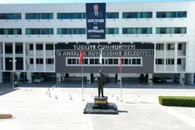 antalyada-belediyeye-bagli-sirkete-operasyon-ihvIneCk