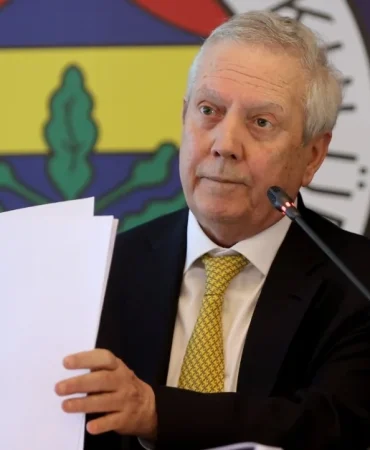 aziz-yildirim-divanda-sert-cikti-bu-transferleri-kim-yapti-ZAFKTGCv