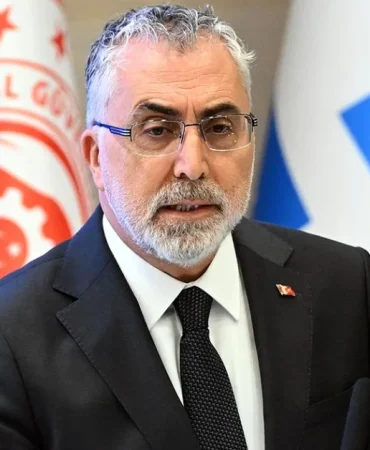 bakan-isikhan-issizlik-35-aydir-tek-hanede-nfZWRAJg