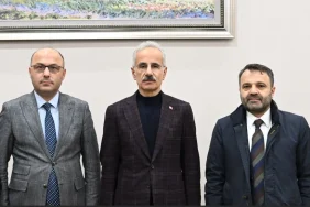 bakan-uraloglu-bhaya-konustu-trabzonun-ruhunu-baskentte-tasidik-yWQcWIjj