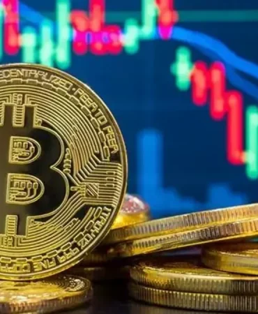 bitcoin-uc-ayin-zirvesine-yukseldi-80-bin-dolar-seviyesine-yaklasti-1vMyVast