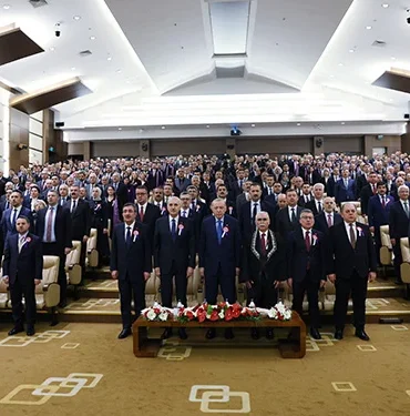cumhurbaskani-erdogan-aymnin-kurulus-yil-donumu-etkinligine-katildi-xahvSf5A