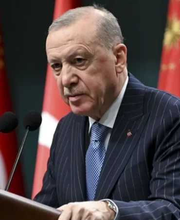 cumhurbaskani-erdogan-tesis-edilen-uluslararasi-sistem-bugun-buyuk-bir-mesruiyet-kriziyle-yuz-yuzedi-rVBoATe5