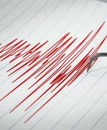 denizlide-4-buyuklugunde-deprem-meydana-geldi-U6ytsV51