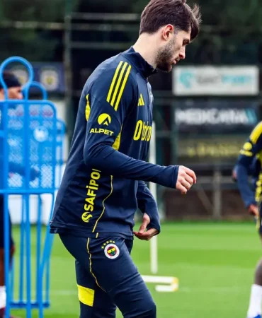 fenerbahcede-sevindiren-gelisme-takimla-calismalara-basladi-ijqZYHHa