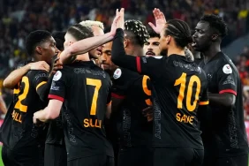 galatasaray-izmirde-hata-yapmadi-goztepe-1-3-galatasaray-TZobttNJ