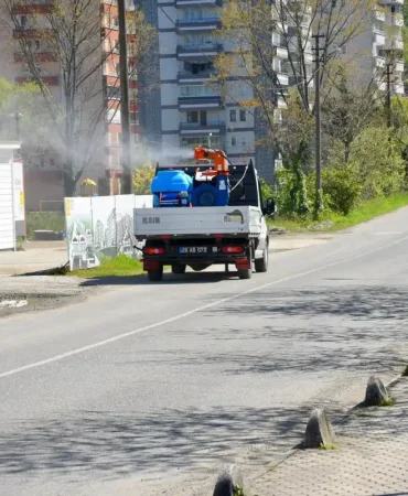 giresun-belediyesi-kahverengi-kokarca-ilaclamasina-basladi-uwvFnkBo