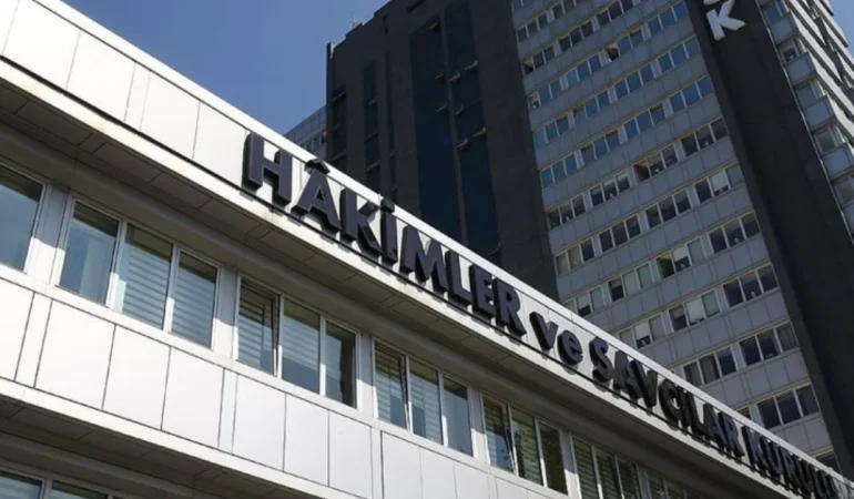 hsk-kararnamesi-34-hakim-ve-savcinin-yeri-degisti-xNALgIPO