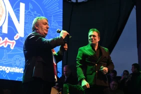 ismail-turut-konustu-o-anda-sahne-karismisti-atkiyi-gormedim-krRbhSJQ