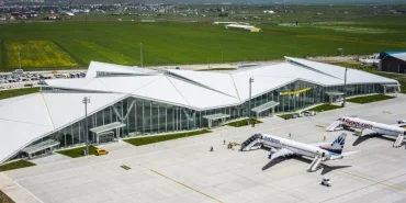 kars-harakani-havalimaninda-yolcu-trafigi-artiyor-T2JG761N