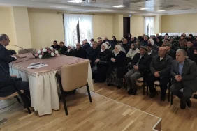 karsta-haci-adaylarina-yonelik-bilgilendirme-toplantisi-duzenlendi-48Ni67dI