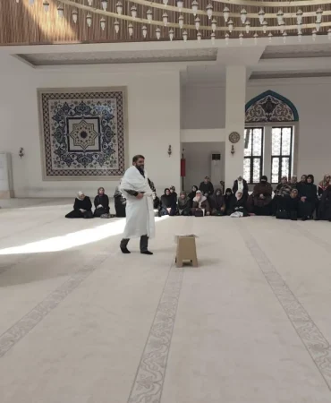 karsta-haci-adaylarina-yonelik-kapsamli-egitim-semineri-duzenlendi-1775225939