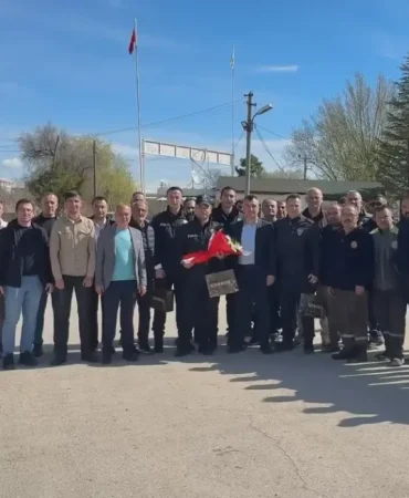 kirikkale-belediyesinden-polis-haftasina-anlamli-surpriz-JO5nd472