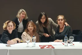 mecliste-kadin-izleri-esitlik-raporu-tbmm-gundemine-tasiniyor-YFM4JUER