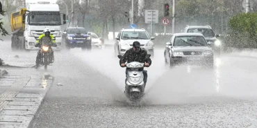 meteorolojiden-6-il-icin-kuvvetli-yagis-uyarisi-EIBZxg3O