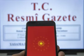 resmi-gazetede-yeni-atama-ve-gorevden-alma-kararlari-yayimlandi-Uj5Bz6Pc (1)