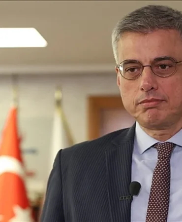saglik-bakani-memisoglu-yardim-tirlarimiz-irana-dogru-yola-cikti-mMocom5B
