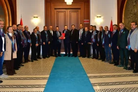 timbir-heyetinden-trabzon-valisi-tahir-sahine-ziyaret-1f1U9xmL