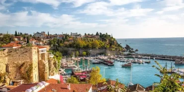 turizm-geliri-yilin-ilk-ceyreginde-99-milyar-dolara-yaklasti-BQIDytc7 (1)