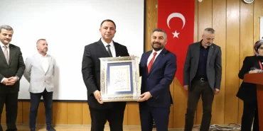 turkiye-yuzyilinda-savunma-sanayii-ve-uzay-teknolojileri-ele-alindi-dHcTs1Yy