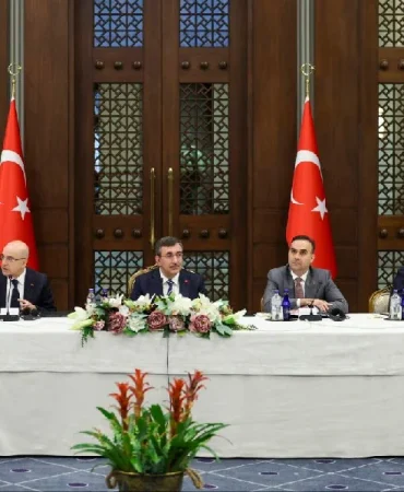 yabanci-yatirimcilar-tamamen-uzaktan-sirket-kurabilecek-UNURlJsY