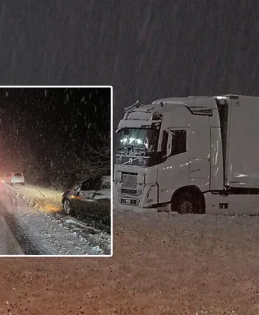 afyon-izmir-yolu-kar-nedeniyle-kapandi-lKyIMZKu